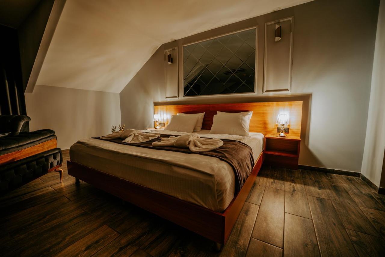 Grand Quars Otel *